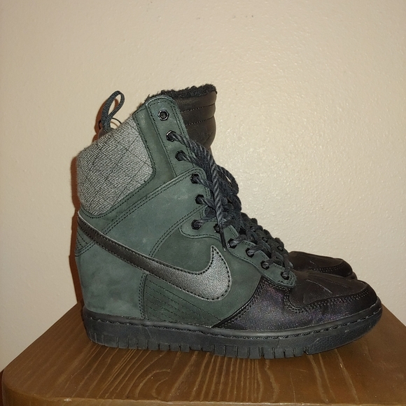 Nike Shoes - Nike Women's Dunk Sky High Sneaker Boot 2.0 Black